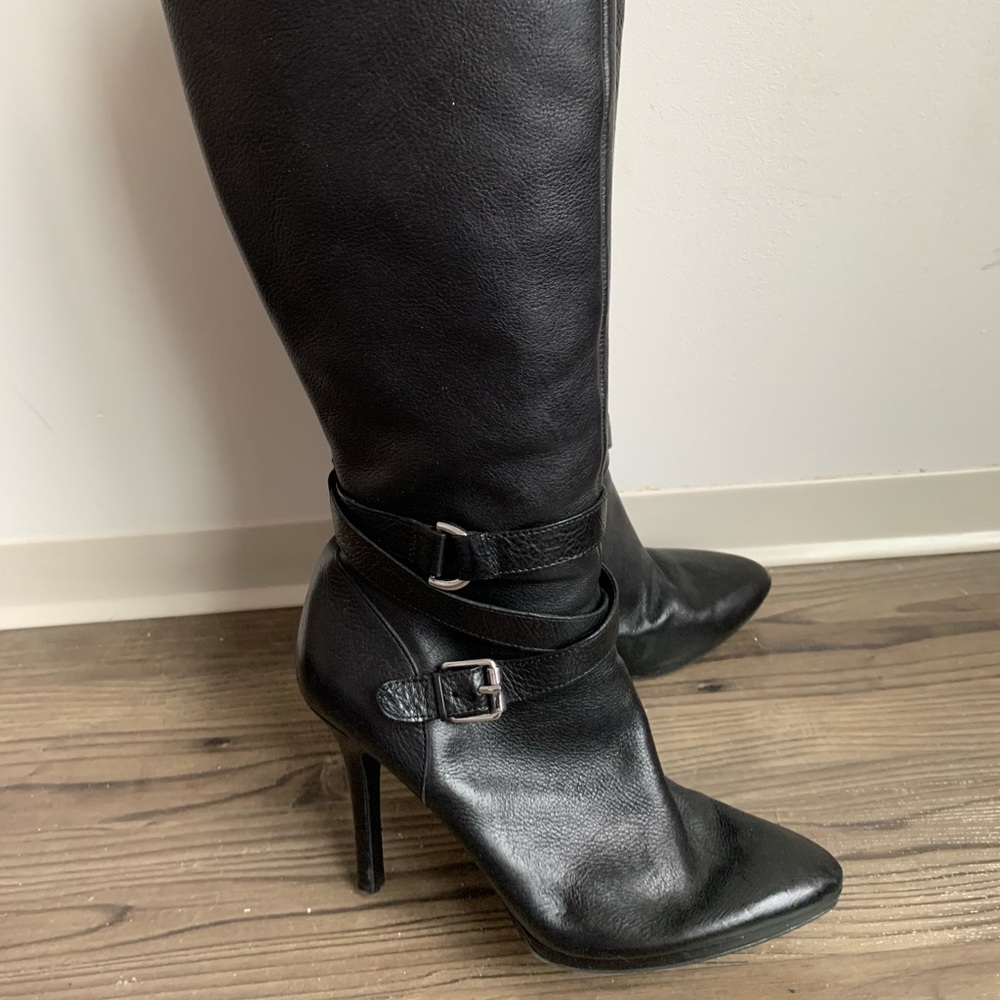LIKE NEW Size 10 Ralph Lauren Leather 3in heel
